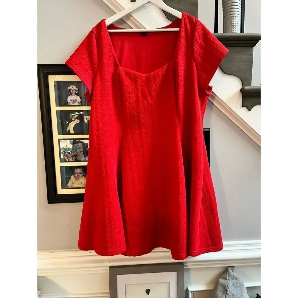 Torrid Red Square Neck Cable Neck Print Holiday Dress sz 3X
